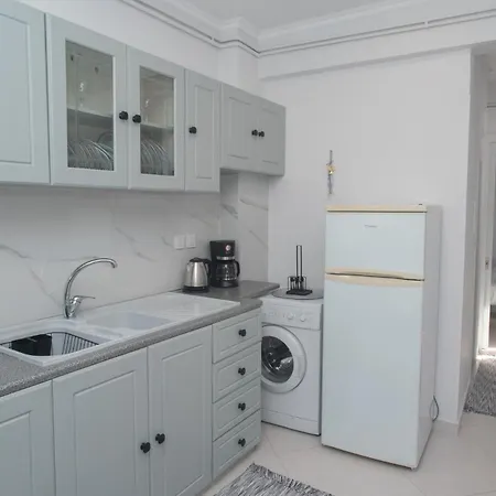 Alonaki Home Karlovassi Extérieur photo