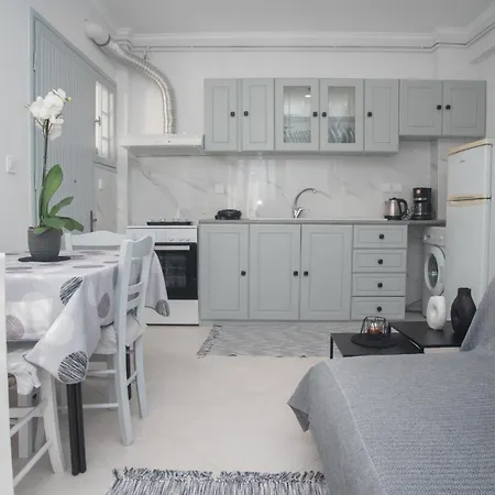 Alonaki Home Karlovassi Extérieur photo